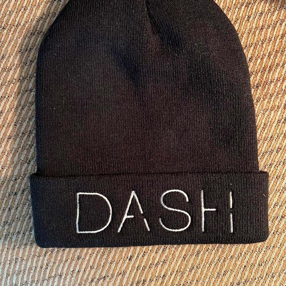 Kardashian boutique black knit beanie cap- new